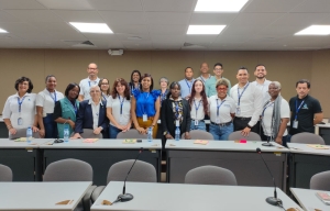 Sistema de Bibliotecarios conmemora su día nacional con actividad de integración