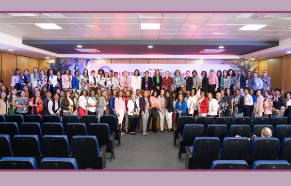 ISFODOSU conmemora el Día Internacional de la Mujer con un panel sobre su liderazgo actual en la Educación