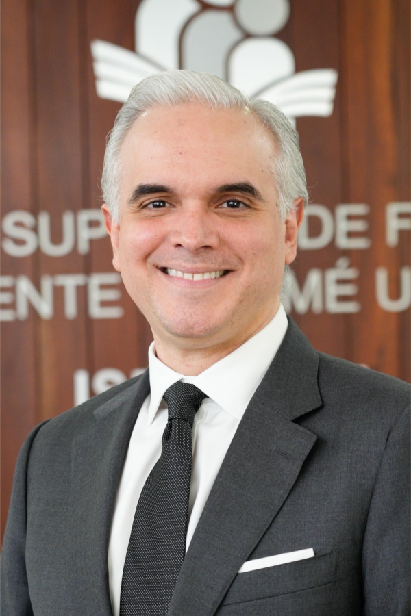 Luis Miguel De Camps García-Mella, Ministro de Educación - Presidente Miembro ex officio