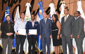 Estudiantes del Isfodosu forman parte de los 26 ganadores del VIII Congreso Estudiantil de Investigación Científica y Tecnológica