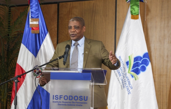 ISFODOSU reivindica el rol de los servidores públicos en su día