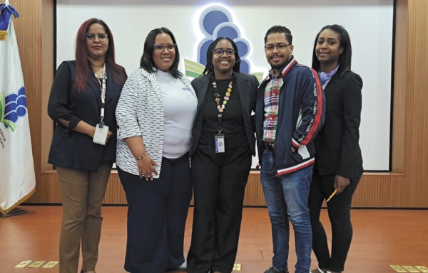 ISFODOSU imparte taller 
