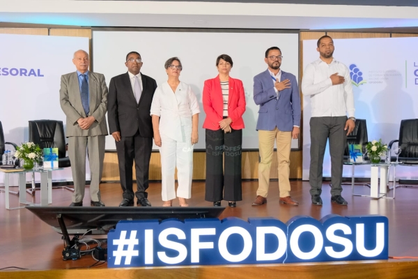 El ISFODOSU presenta su nueva Carrera Profesoral